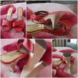 2 for $ 25.00 /MICHAEL KORS Clog With 3”heels